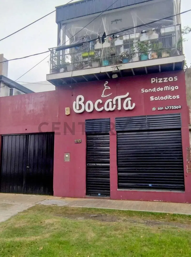 Local con depto de un dormitorio  Calle 526 entre 12 y 13 en  venta. 4