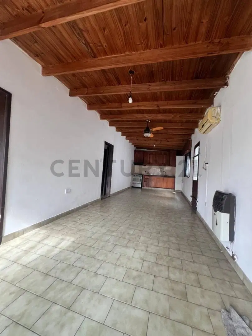 CASA EN VENTA EN VILLA CATELLA 3