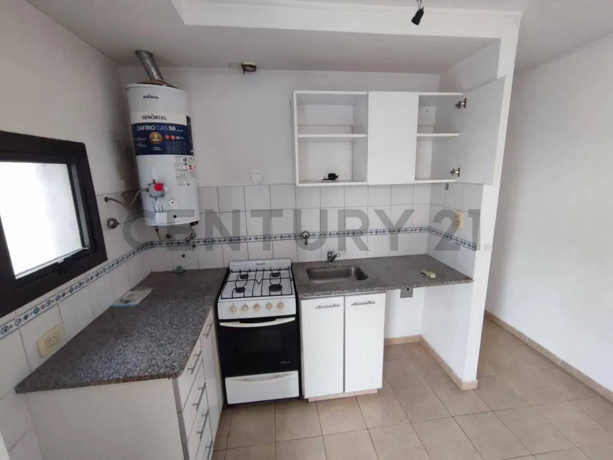 Departamento de Un dormitorio en ALQUILER 2