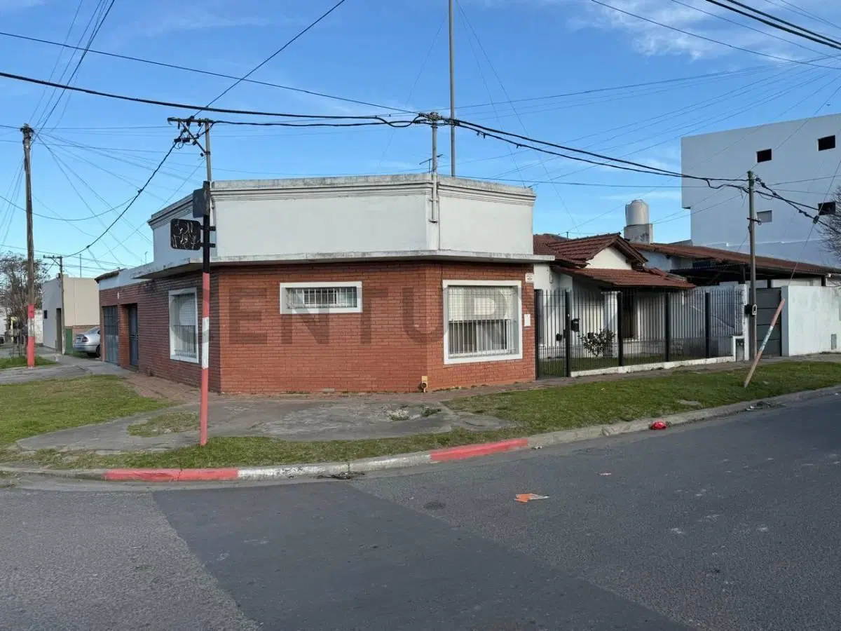Casa en venta en la Plata 5