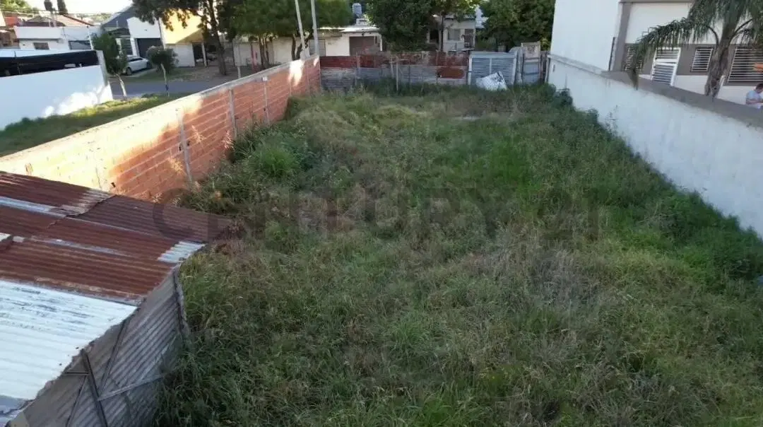 LOTE EN VENTA IDEAL INVERSORES O DESARROLLADORES VIVENDA O NEGOCIO GALPON LA PLATA 2
