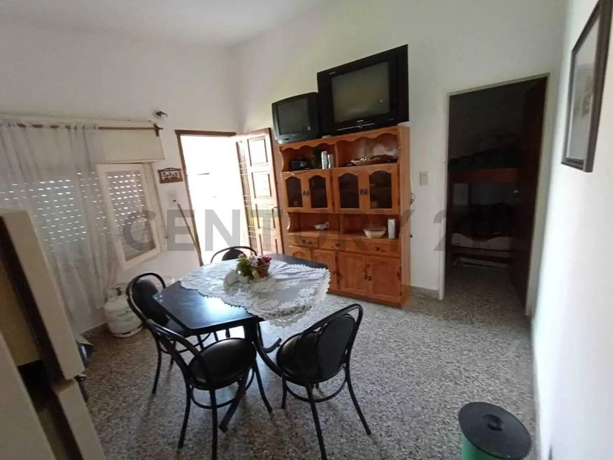 casa con dpto en mar del tuyu 3