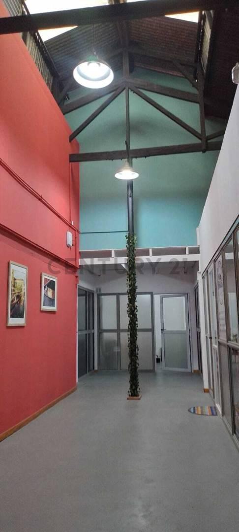 Foto de ALQUILER LOCAL sobre Av. 7 frente a Plaza Olazábal | 255 m² | Vidriera |, imagen 2