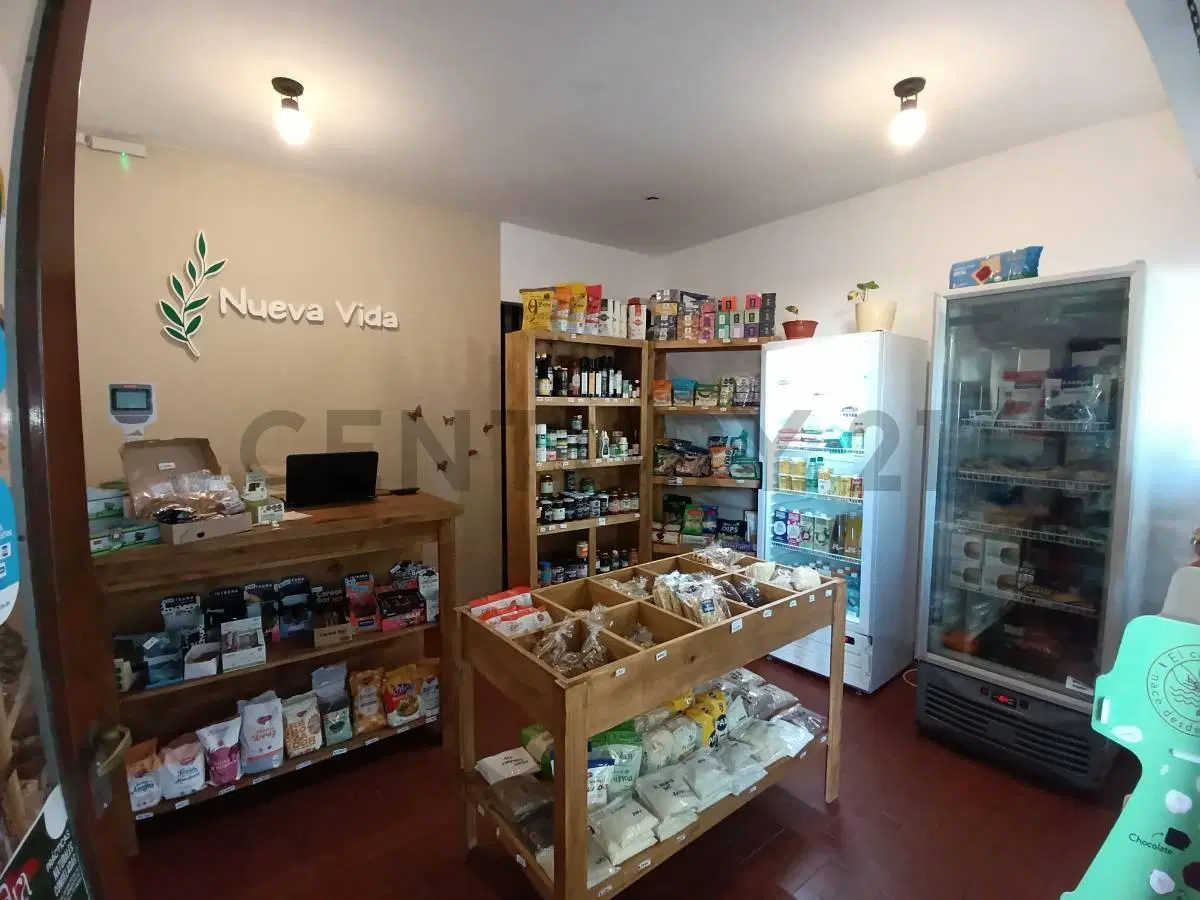 VENTA | Local Comercial en Barrio La Loma | 26 y 36 | 17 m² | Sin expensas | Impecable 7