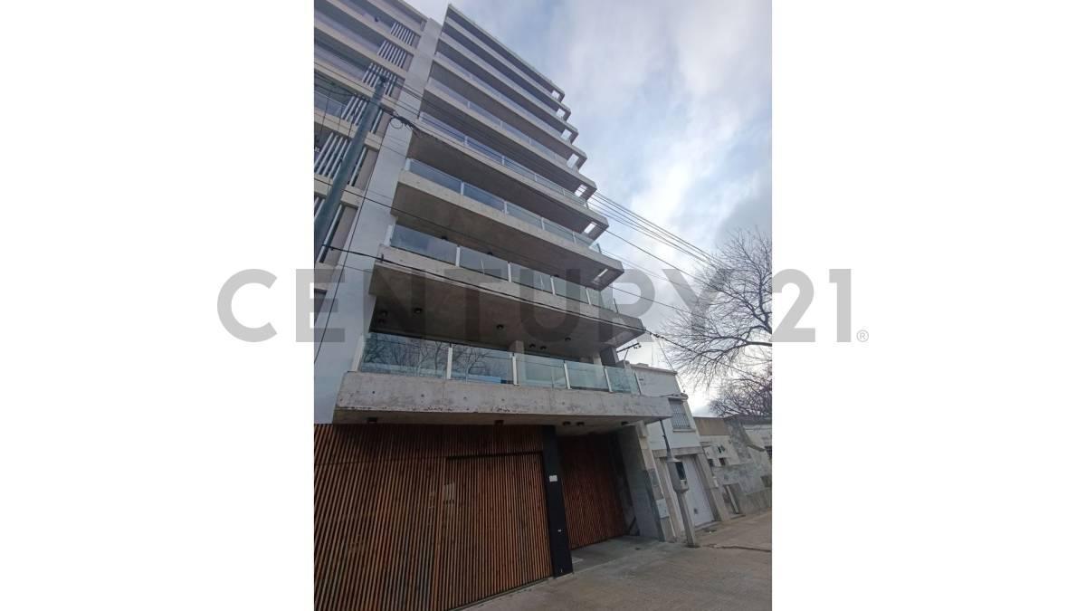 Foto de Piso de categoría en Calle 50 entre 25 y 26, 5to piso, 180 m² cub, imagen 1