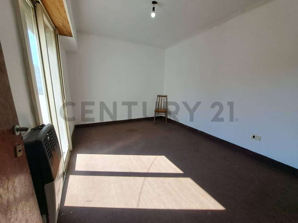 Foto de SE VENDE DEPARTAMENTO EN CALLE 72 E/ 1 Y 115 LA PLATA, imagen 2