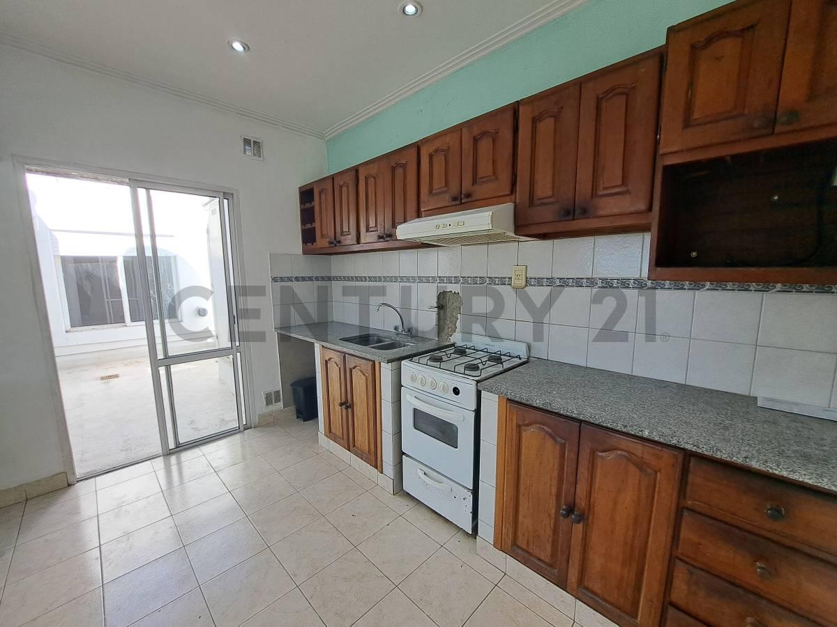 Foto de SE VENDE DEPARTAMENTO EN CALLE 72 E/ 1 Y 115 LA PLATA, imagen 3