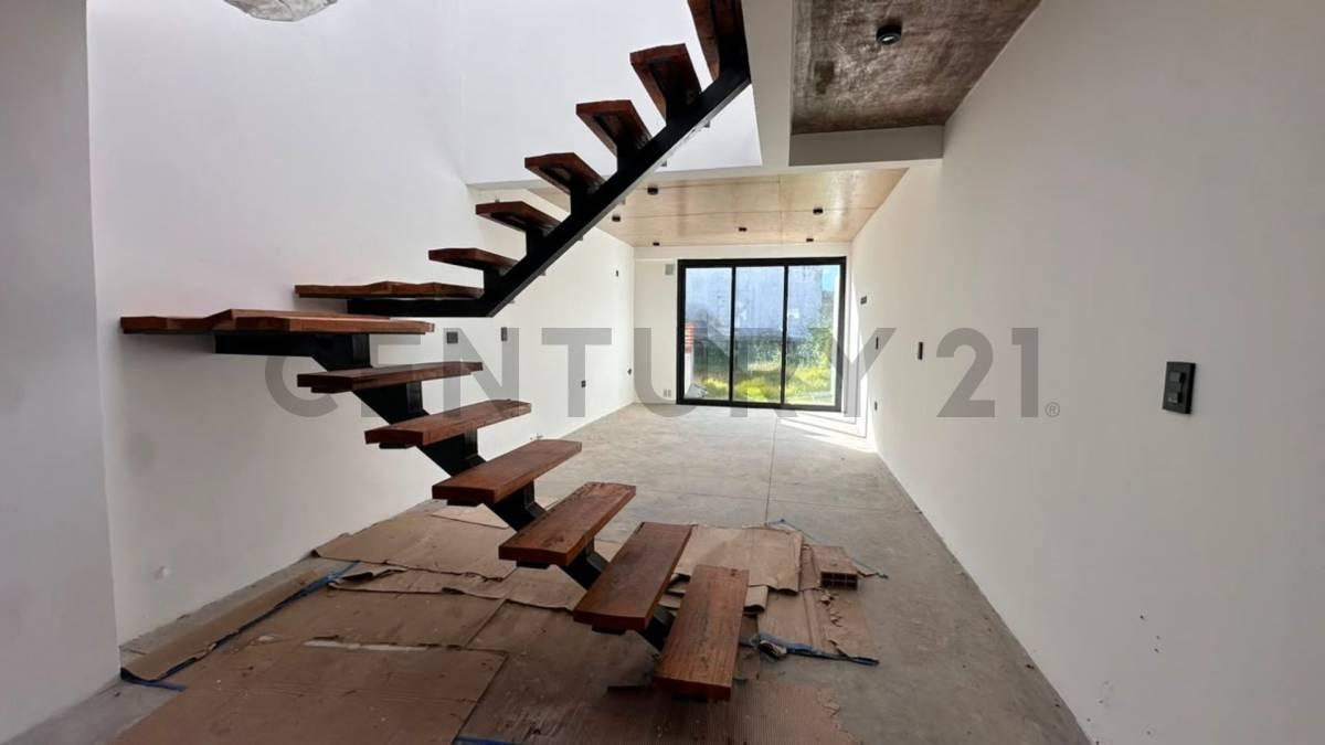Foto de CASA EN VENTA 2 DORMITORIOS 3 BIS E/DIAG 83 & 84, imagen 5