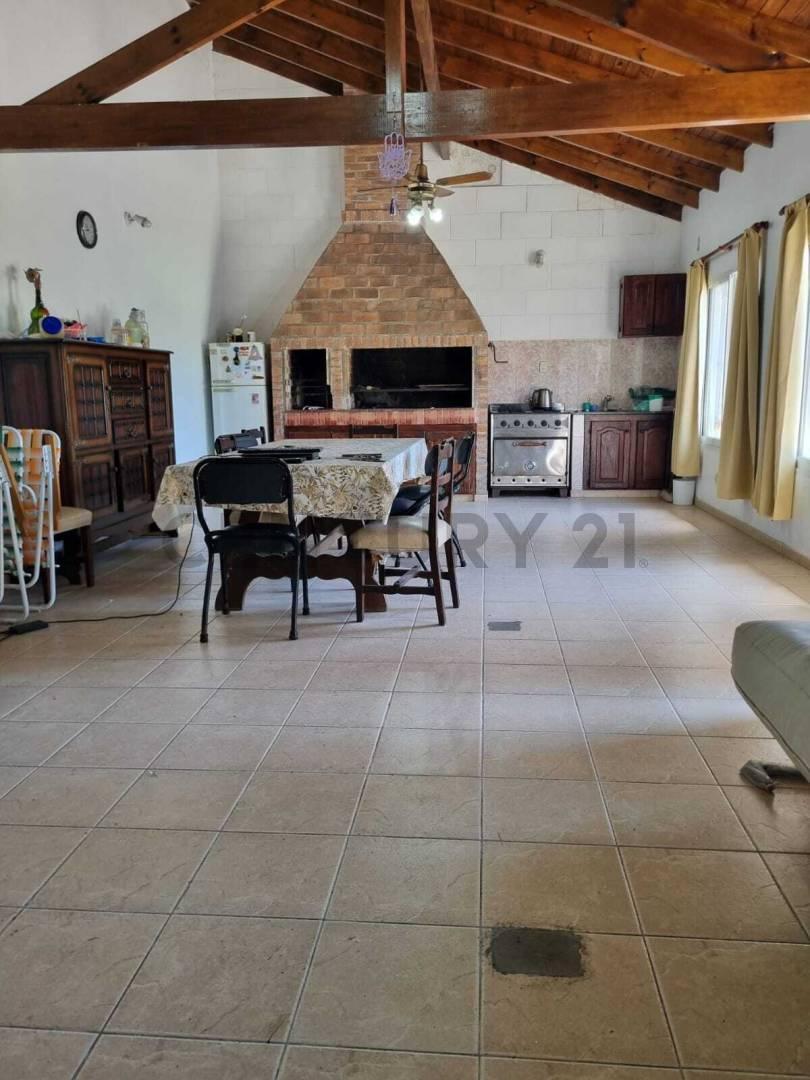 Foto de Casa de 1 dormitorio y parque amplio en City Bell, imagen 3