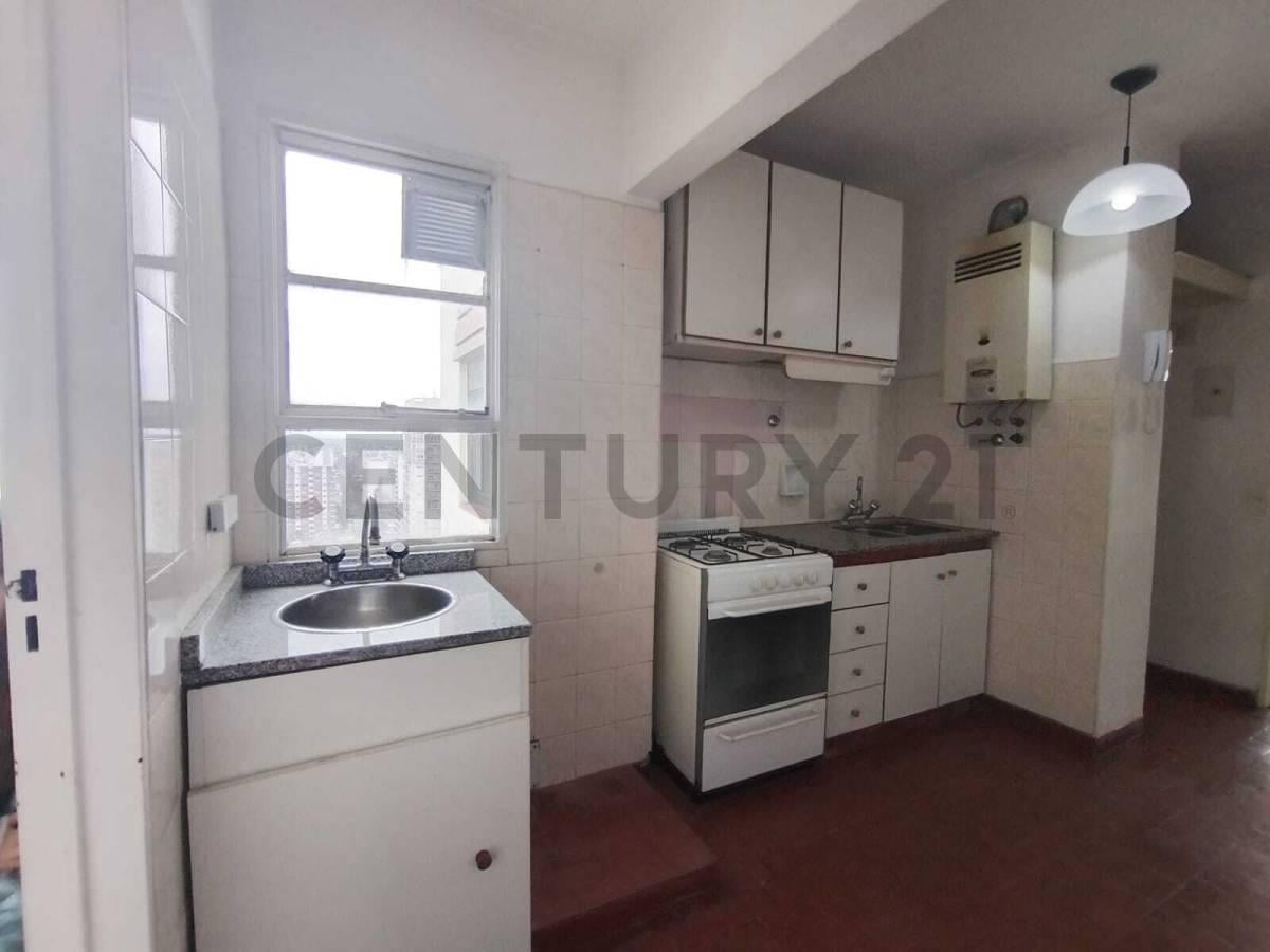 Foto de DEPARTAMENTO EN VENTA EN EL CENTRO DE QUILMES, imagen 1