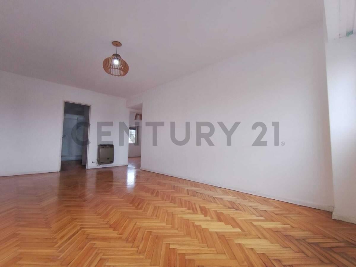 Foto de DEPARTAMENTO EN VENTA EN EL CENTRO DE QUILMES, imagen 3