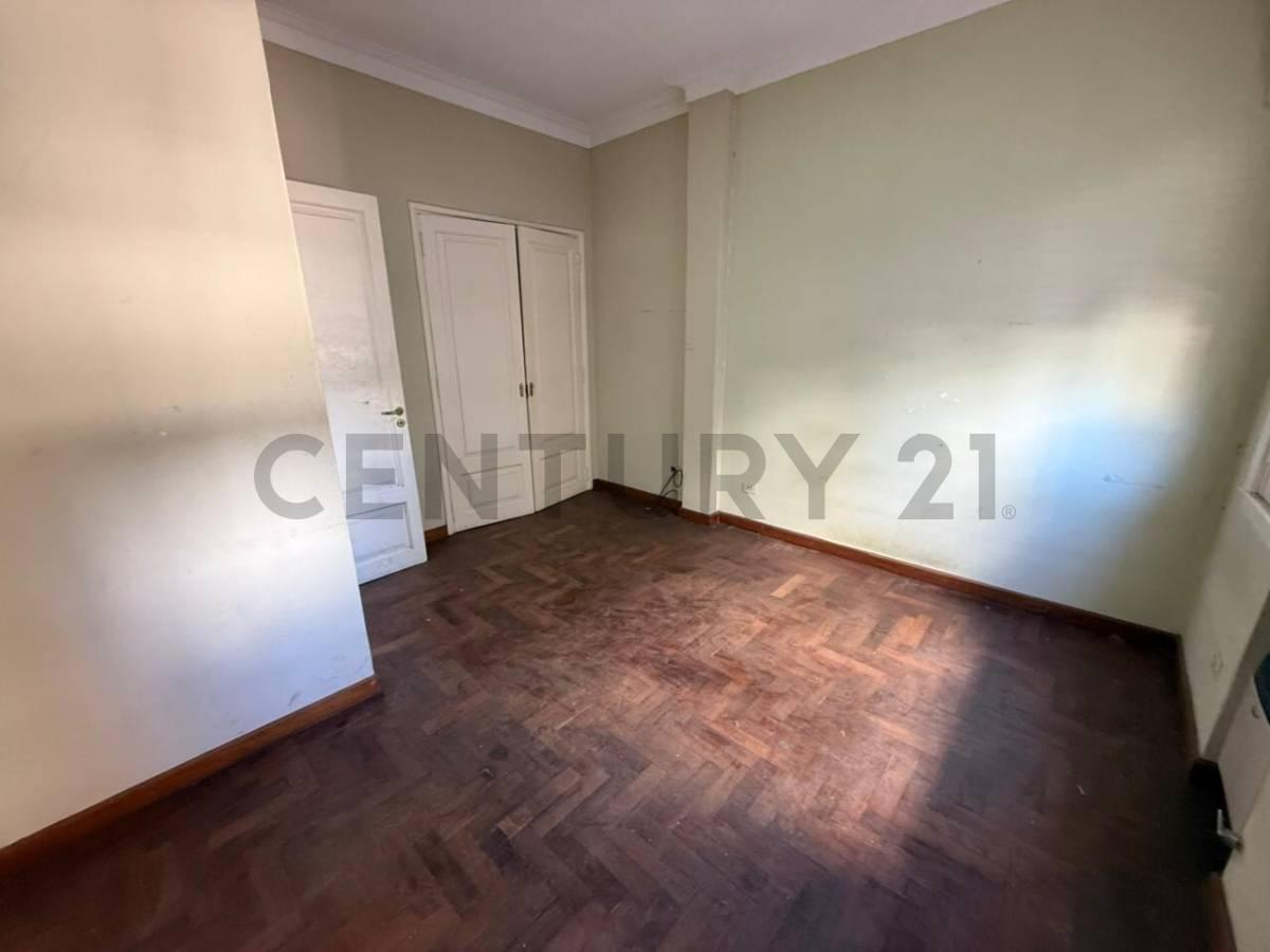 Foto de SEMIPISO ANTIGUO EN VENTA CALLE 58 6Y7 LA PLATA 110M2 3 DORMITORIOS 2, imagen 2