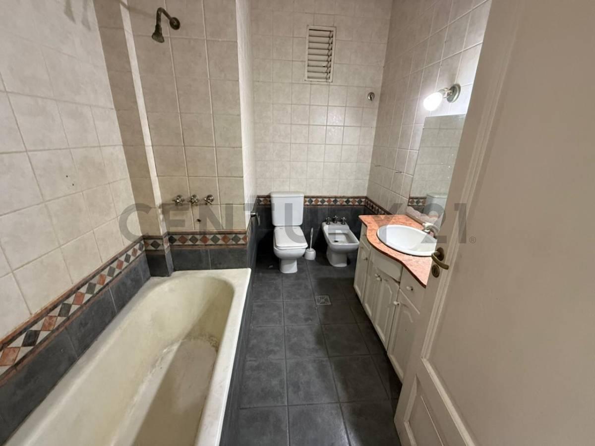 Foto de SEMIPISO ANTIGUO EN VENTA CALLE 58 6Y7 LA PLATA 110M2 3 DORMITORIOS 2, imagen 1