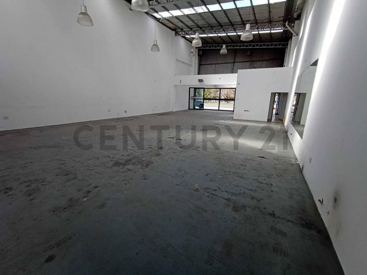 Foto de Importante local comercial en venta en La Plata, imagen 5