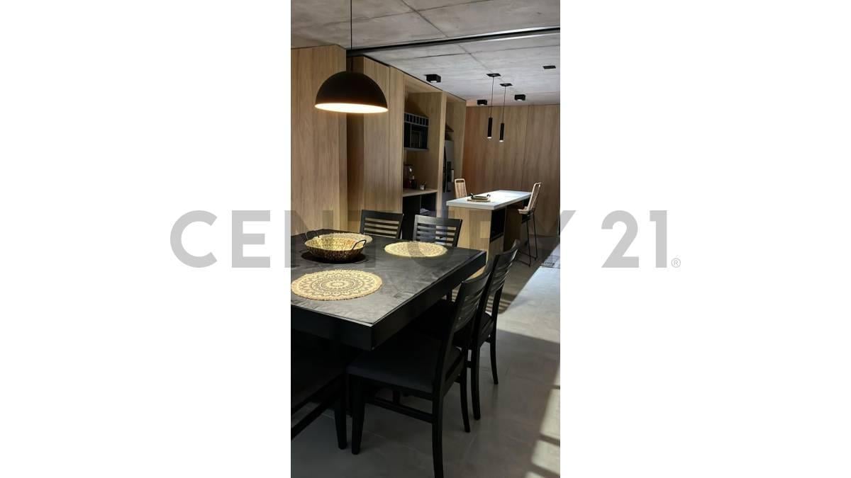 Foto de Piso de categoría en Calle 50 entre 25 y 26, 5to piso, 180 m² cub, imagen 1