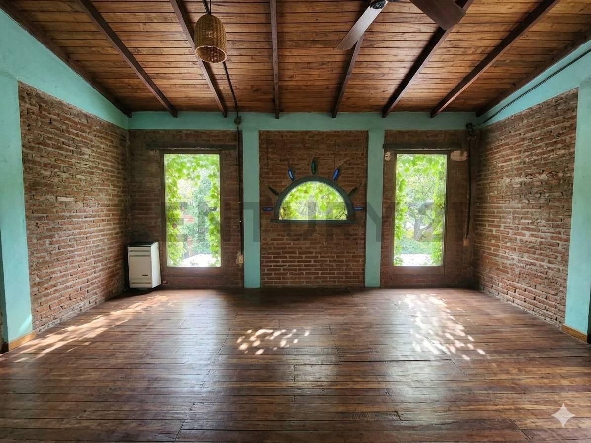 Foto de CASA EN VENTA 5 AMBIENTES EN CITY BELL, imagen 1