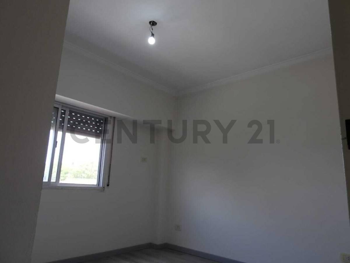 Foto de DEPARTAMENTO VENTA 3 AMBIENTES - BERAZATEGUI CENTRO - 70 M², imagen 4