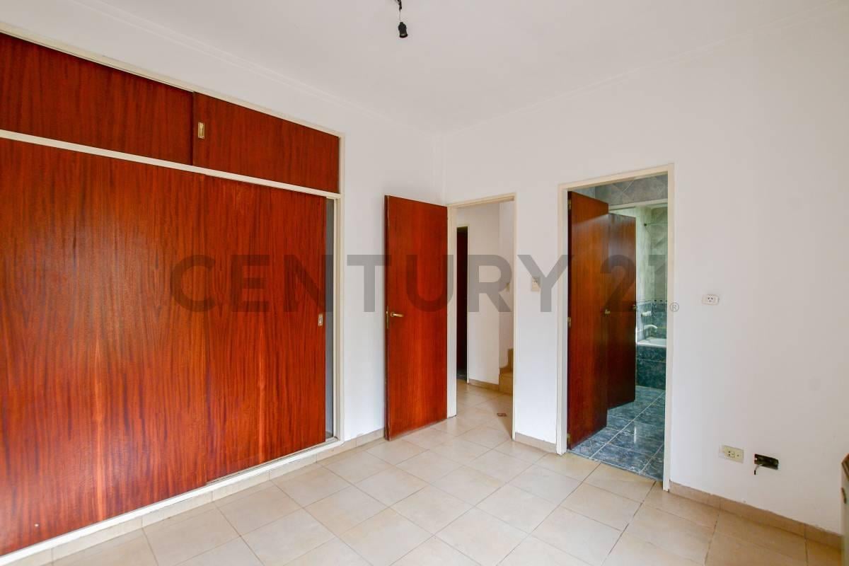 Foto de VENTA Casa 3 dormitorios con patio y cochera en City Bell., imagen 5