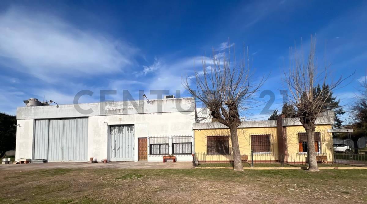 Foto de CASA QUINTA CON GALPON Y VIVIENDA SECUNDARIA EN LOTE DE 14400 M2, imagen 5