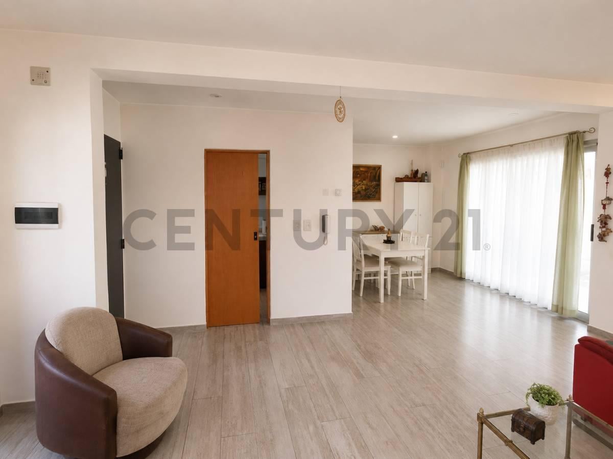 Foto de Moderno Dùplex de categoría en venta en 23 entre 507 y 508, Gonnet| 2, imagen 2