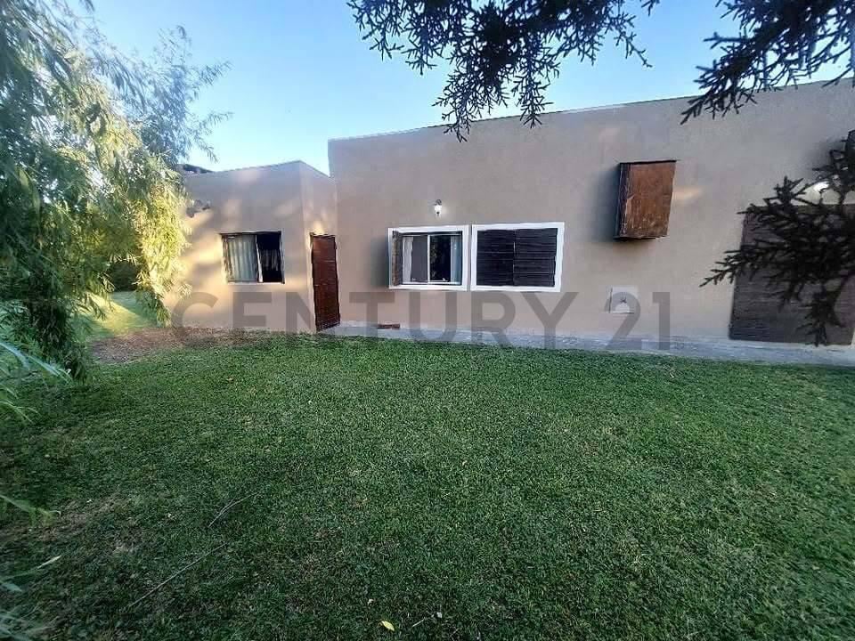 Foto de QUINTA EN VENTA SAN VICENTE 3200 M2 PILETA ROJAS Y PAYRO, imagen 1