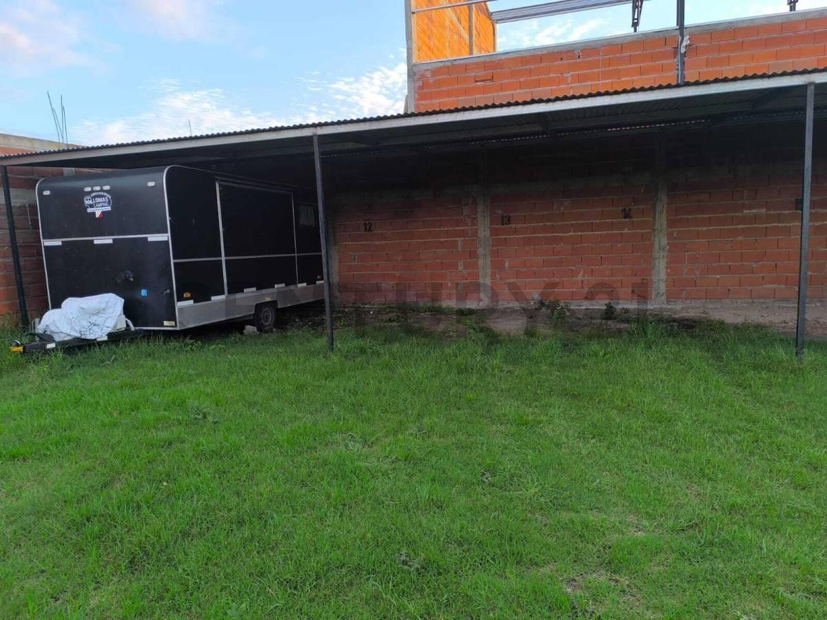 Foto de SE VENDE COCHERA PARA INVERSION EN CALLE 83 ENTRE 6 Y 7 LA PLATA, imagen 2