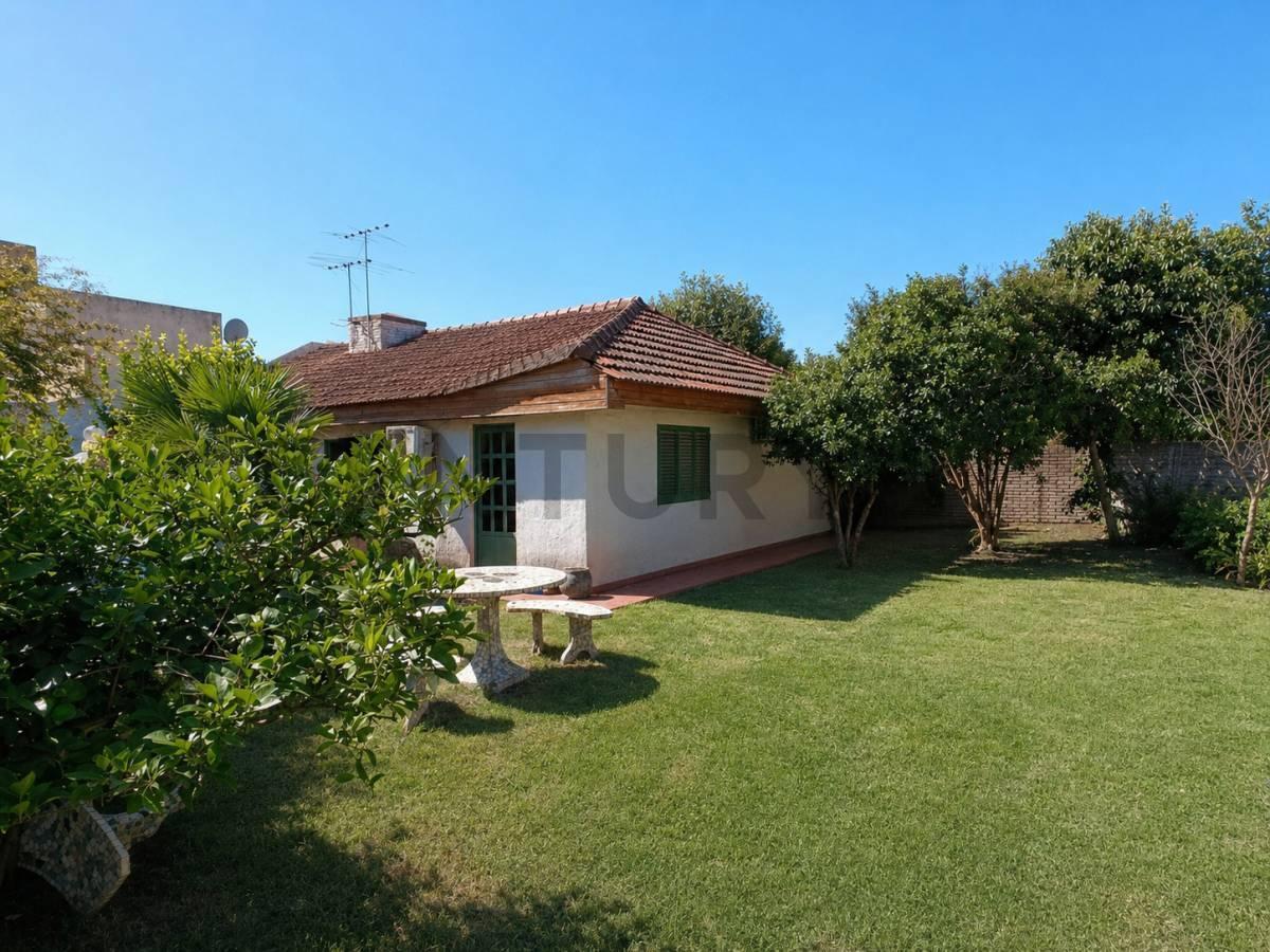 Foto de VENTA DE CASA TIPO CHALET EN OLMOS - 159 Y 46, imagen 1