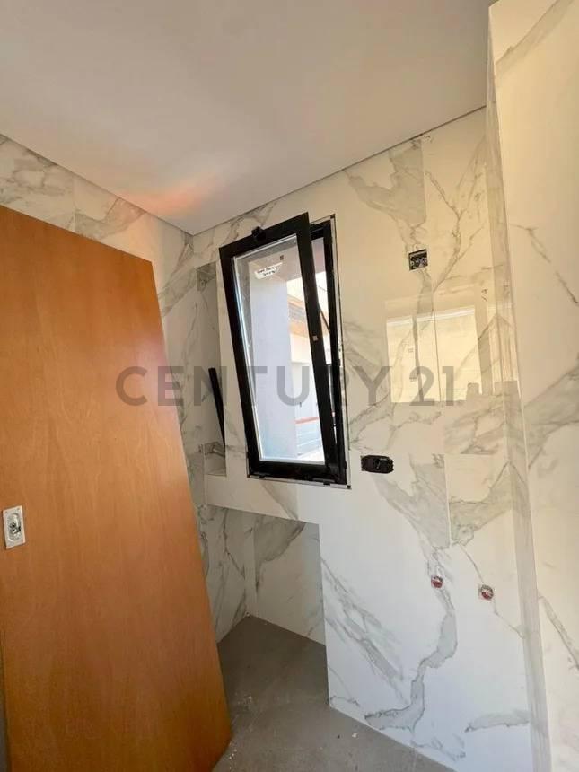 Foto de MONOAMBIENTE EXCLUSIVO DE CATEGORÍA – LA PLATA Calle 57 e/ 18 y 19, imagen 2