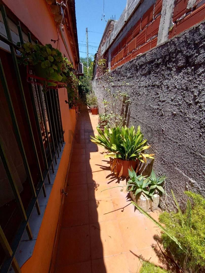 Foto de CASA EN VENTA EN EZPELETA, QUILMES, imagen 2