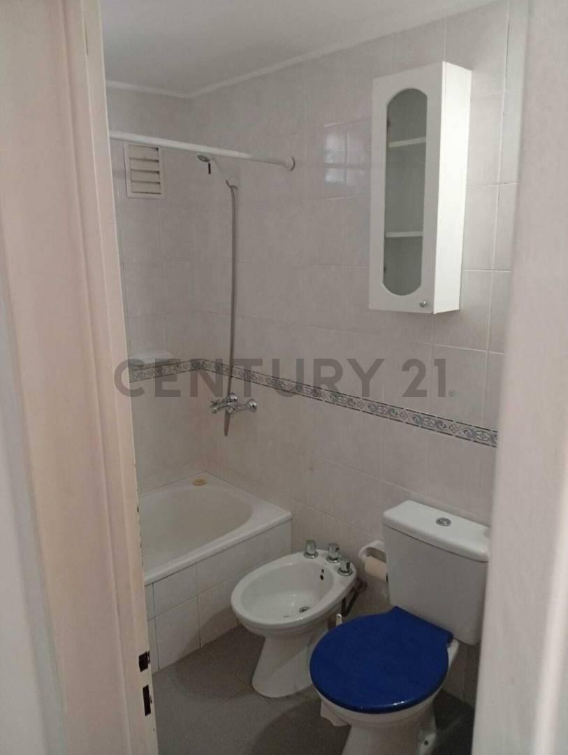 Foto de Departamento de DOS dormitorios en venta, imagen 4