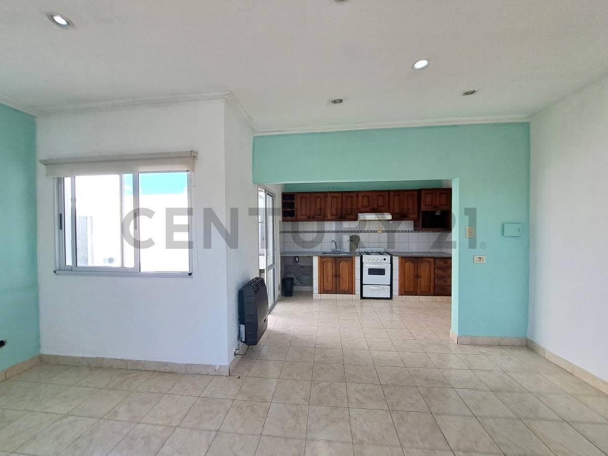 Foto de SE VENDE DEPARTAMENTO EN CALLE 72 E/ 1 Y 115 LA PLATA, imagen 1