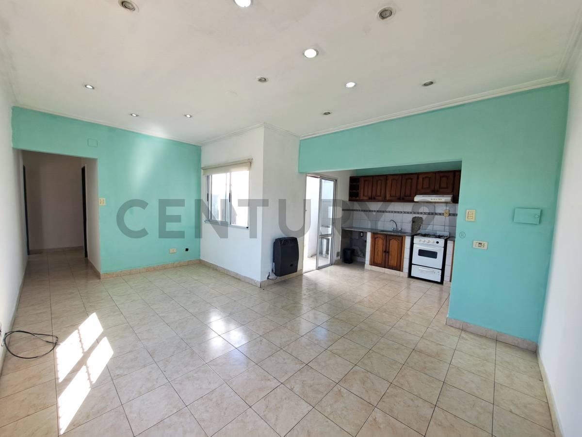 Foto de SE VENDE DEPARTAMENTO EN CALLE 72 E/ 1 Y 115 LA PLATA, imagen 2