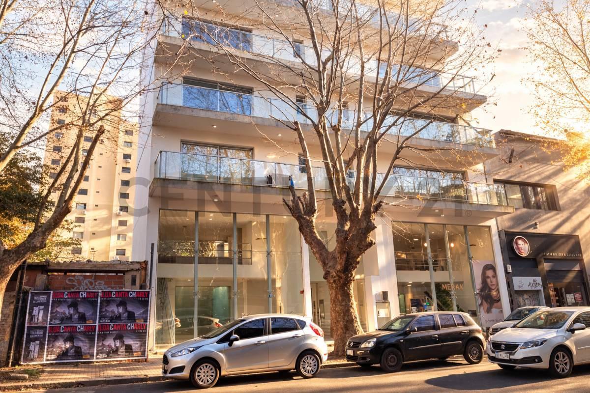 Foto de VENTA DE OFICINA CON BALCON EN LA PLATA, imagen 2