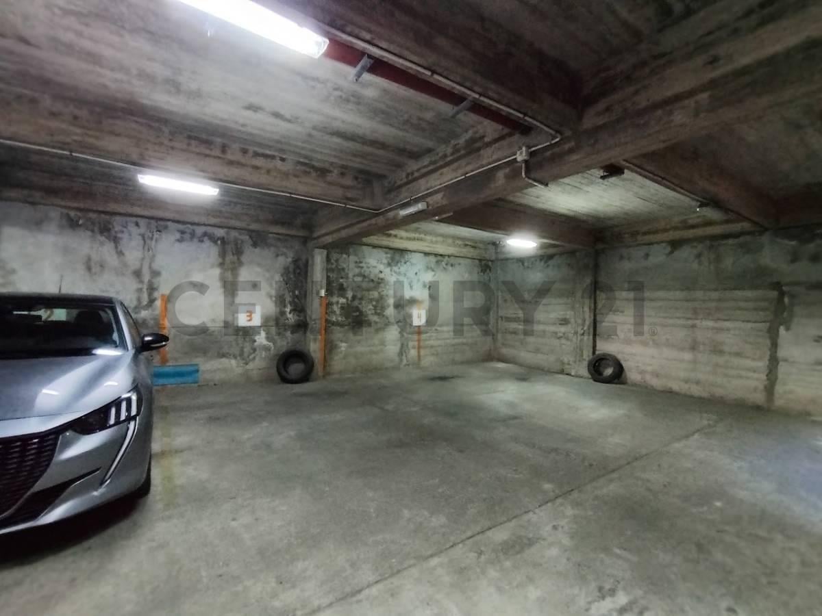 Foto de Cochera simple y Baulera en venta Av. 38 13 y 14, imagen 2