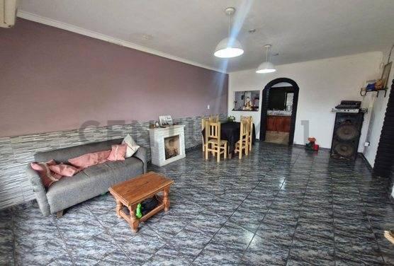 Foto de Casa con local en VENTA Villa Elvira, imagen 1