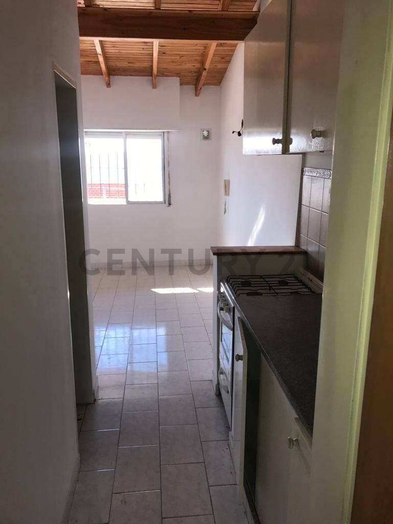 Foto de DEPARTAMENTO 1 DORMITORIO 29000 USD FINANCIAMOS 20% - ZONA FACULTATIVA, imagen 2