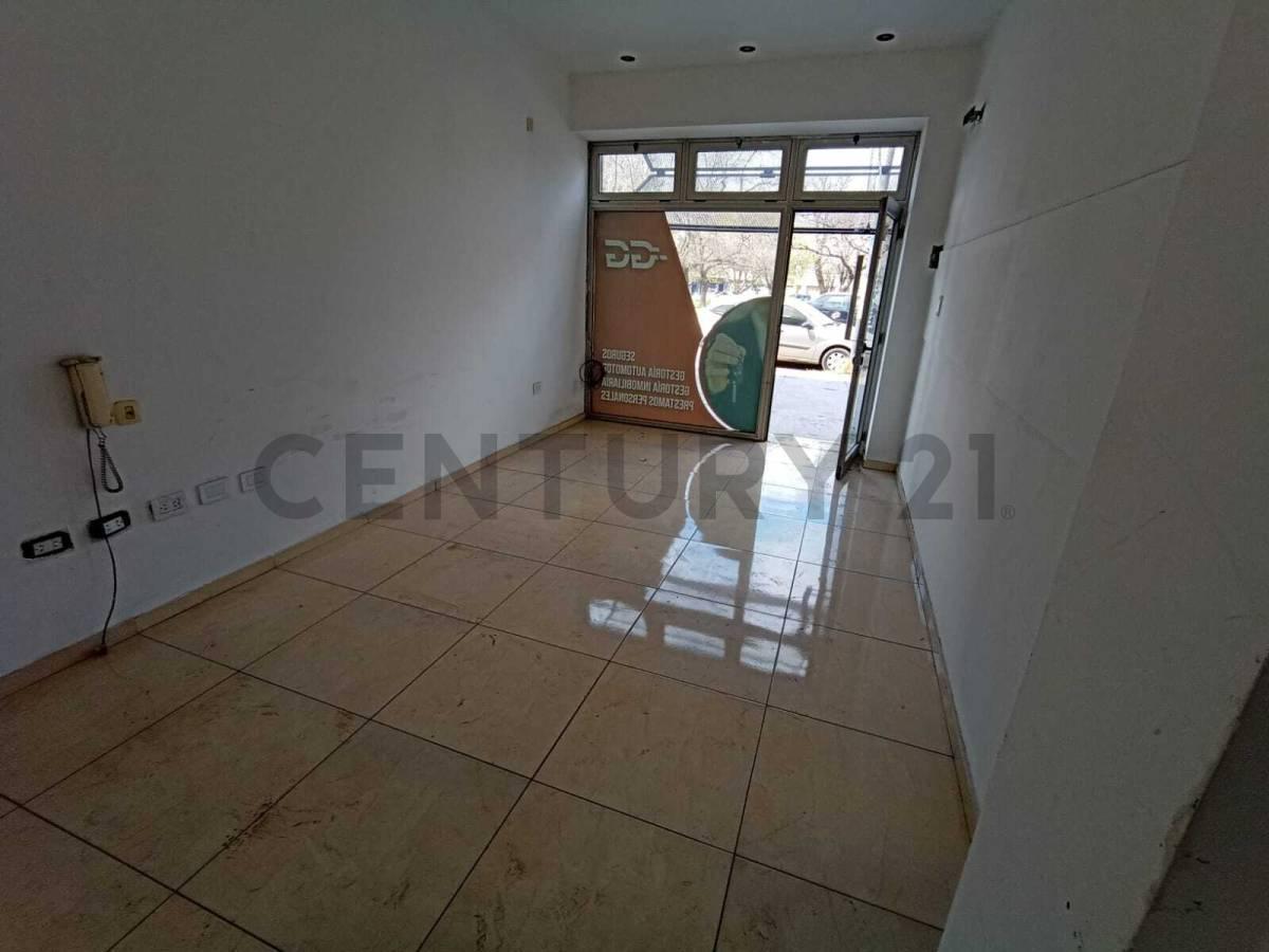 Foto de Importante local comercial en venta en La Plata, imagen 5
