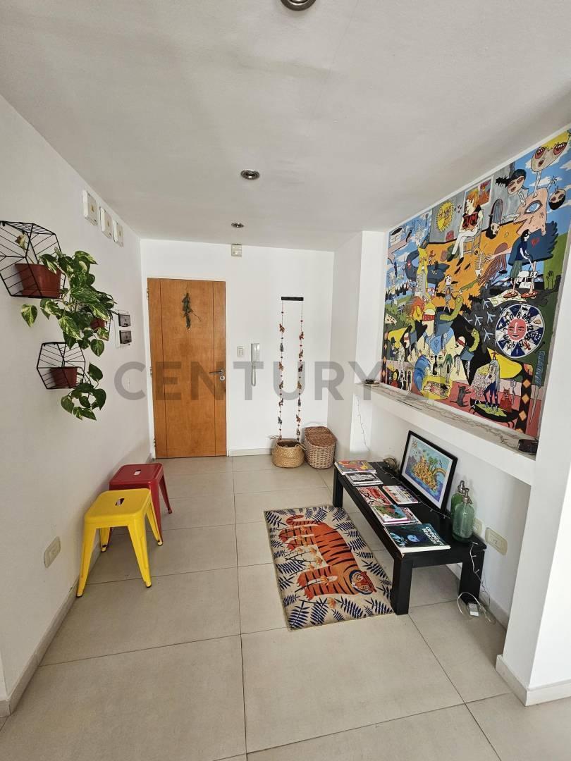 Foto de SEMIPISO DÚPLEX | 3 DORMITORIOS + SUITE | PARRILLA Y COCHERA, imagen 1