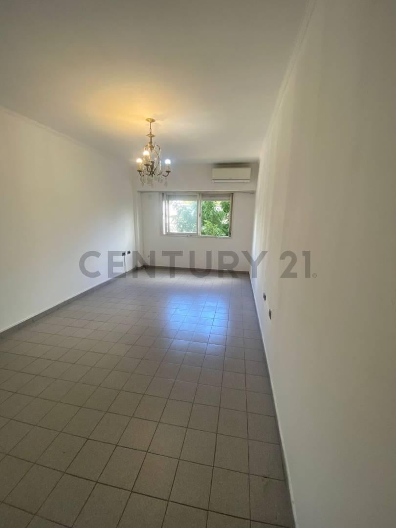 Foto de DEPARTAMENTO AL FRENTE | 1 DORMITORIO + ESCRITORIO / POSIBLE 2°, imagen 2