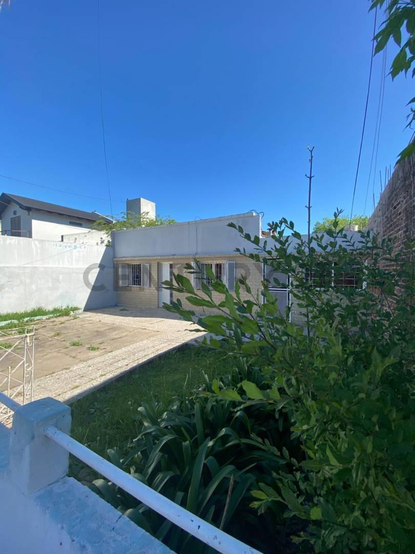 Foto de Venta de Casa a refaccionar de 3 ambientes en calle 28 entre las calles, imagen 4