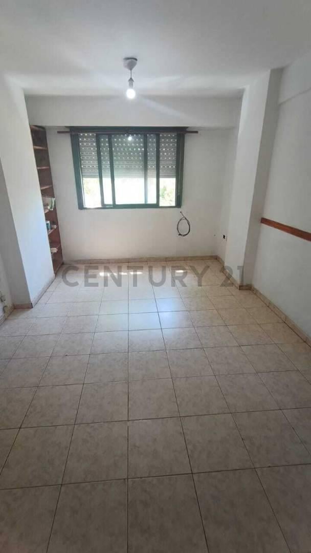 Foto de Departamento de 1 dormitorio en Venta frente a la Estación de Tren, imagen 4