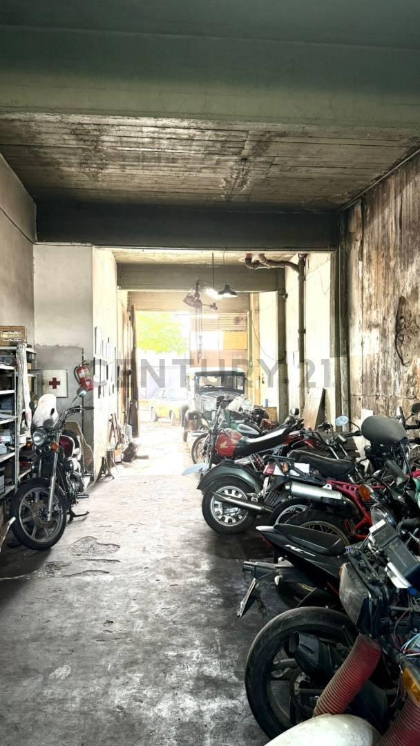 Foto de Galpón / Local en venta – Calle 63 entre 30 y 31, imagen 3