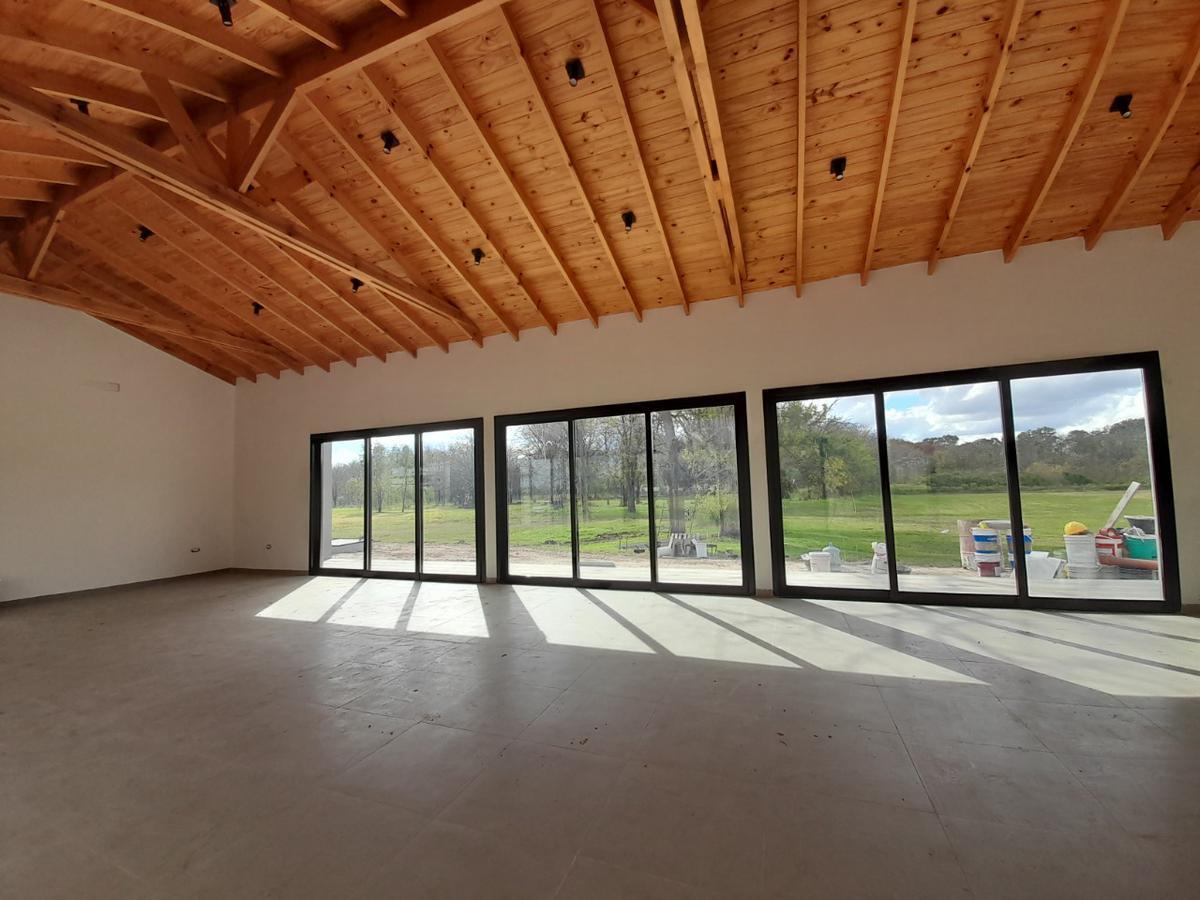 Foto de Lote terreno 110 en venta. Barrio La Elina, Comarcas de Luján. Country, imagen 4