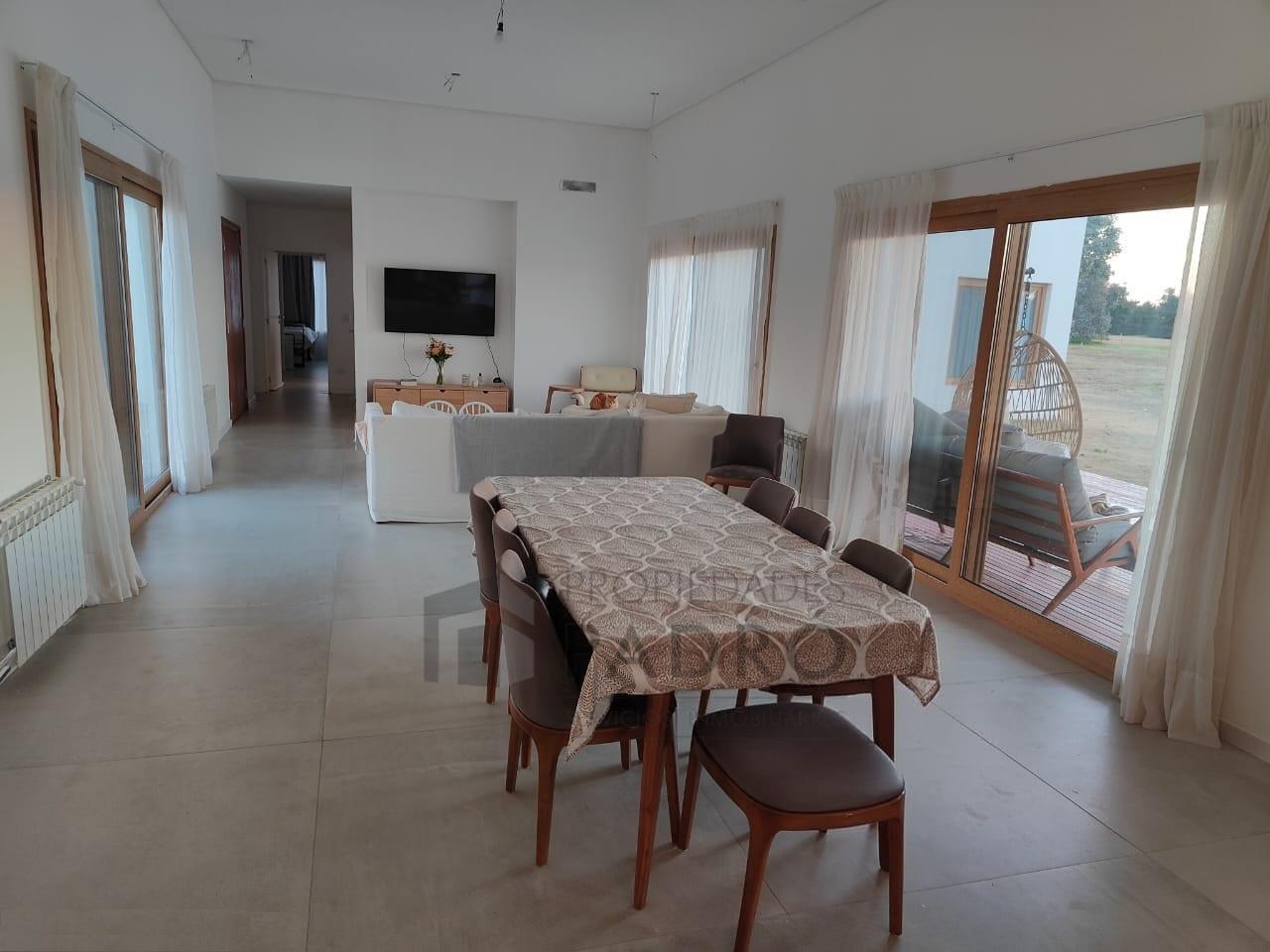 Foto de Casa en venta. UF 56. Barrio Everlinks Golf & Country Club., imagen 2