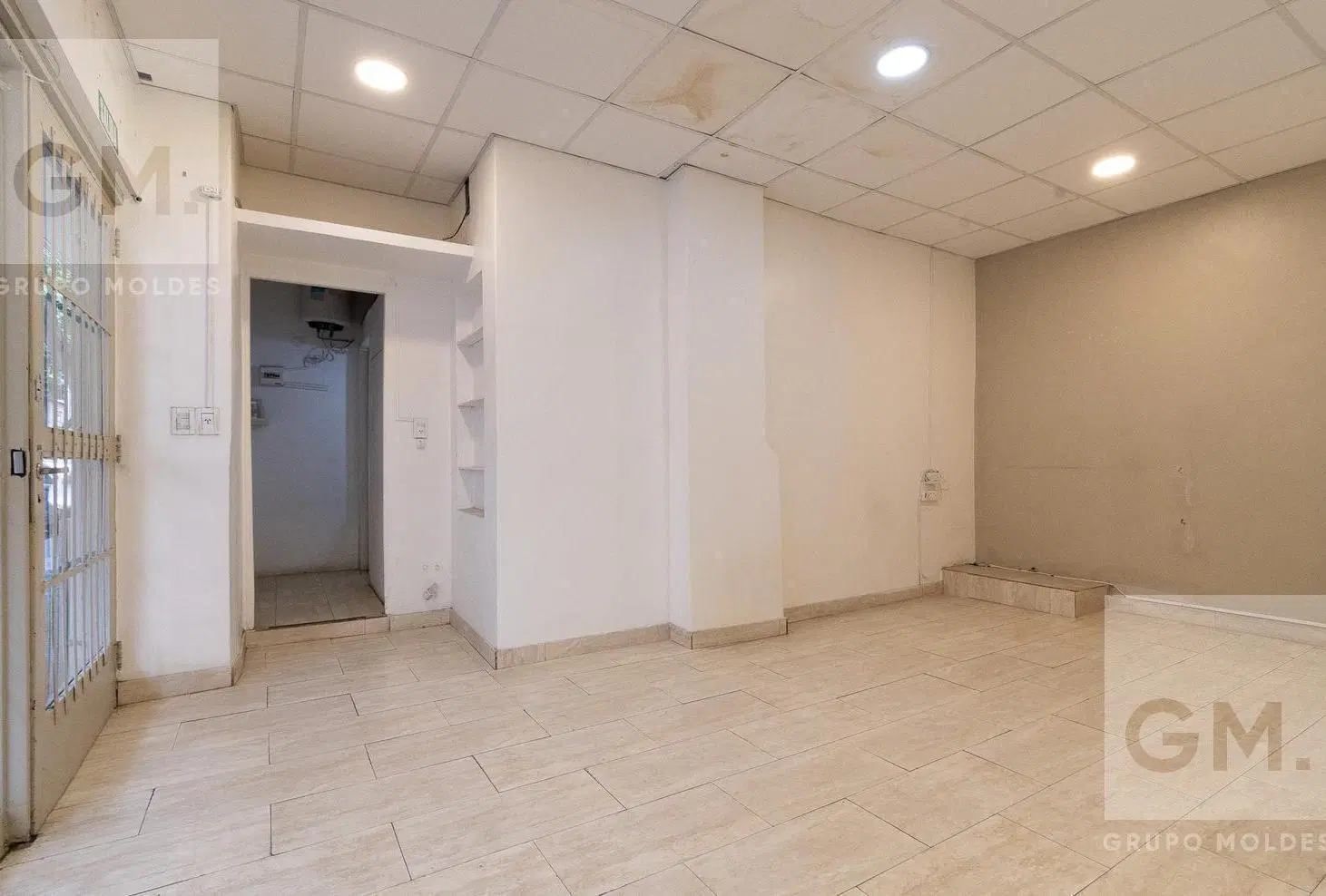 Excelente Local Comercial en Venta en Recoleta!!! 2
