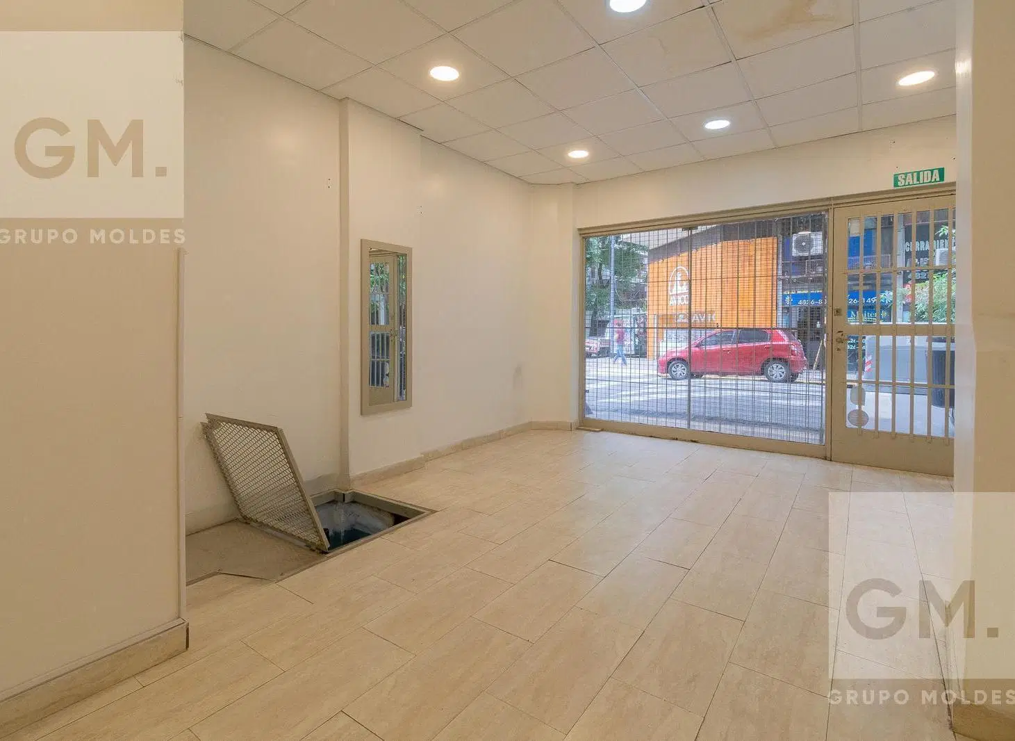 Excelente Local Comercial en Venta en Recoleta!!! 1