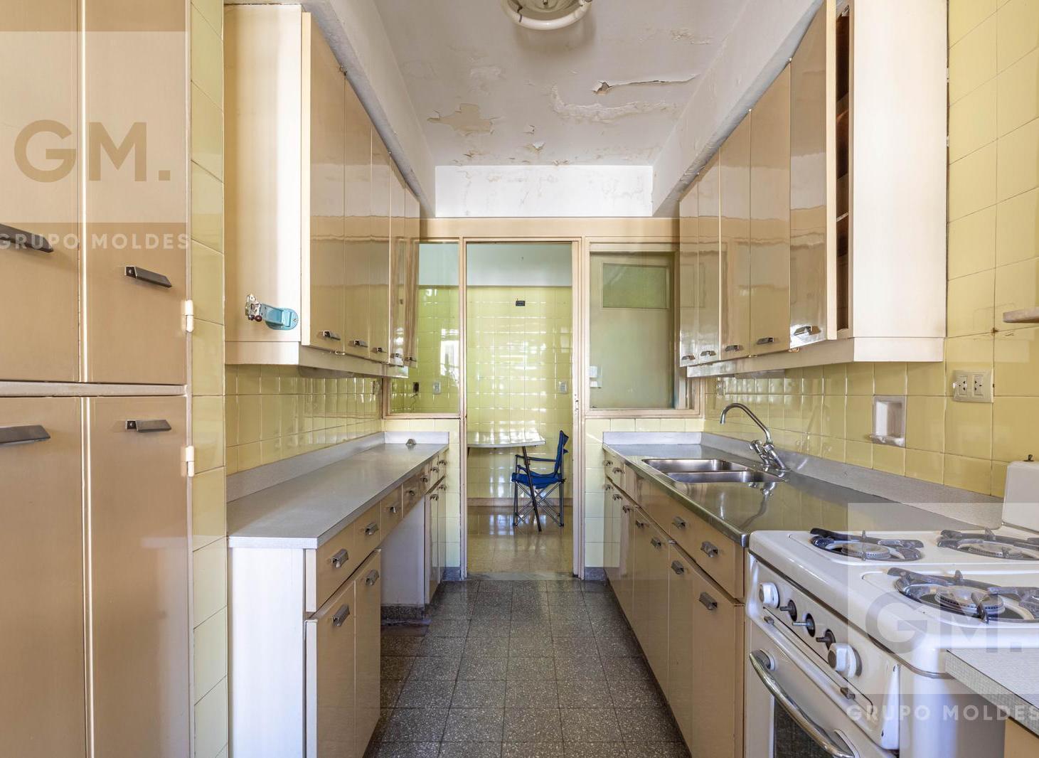 Foto de 4 Amb + Dependencia | 134m² | Cochera Fija | Gran Potencial de, imagen 5