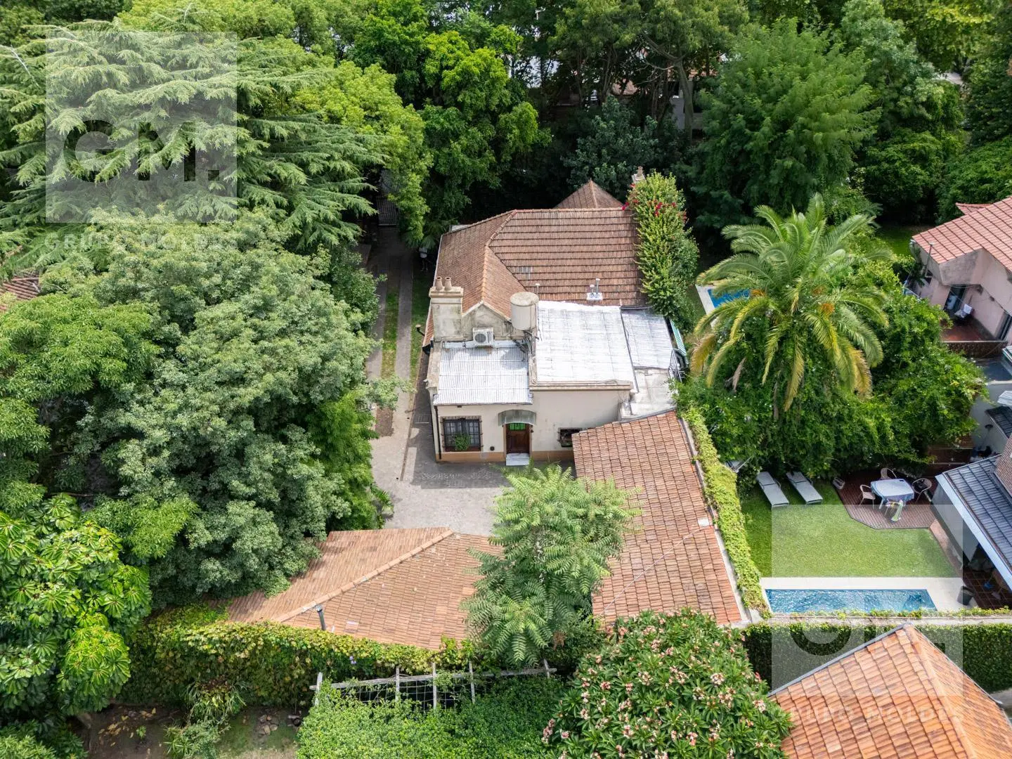 Casa en Venta 4 Ambientes con Quincho y Pileta en Lomas de Zamora 2