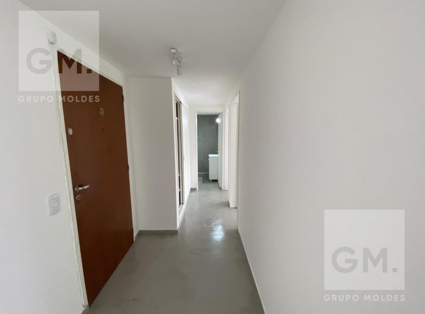 Foto de Alquiler Departamento 3 ambientes con cochera en Adrogue, imagen 2