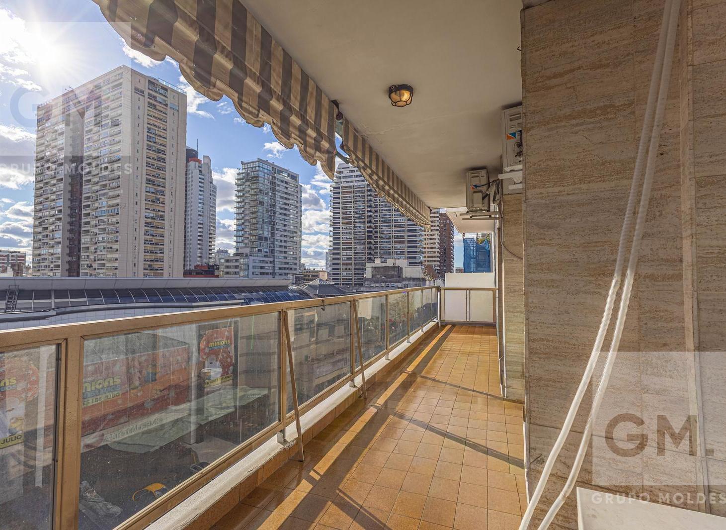 Foto de Departamento UBICACIÓN PRIVILEGIADA Y VISTA PANORÁMICA AL RÍO EN LO, imagen 1